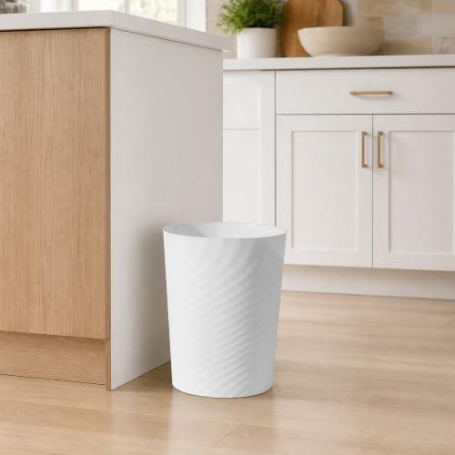 White plastic bathroom wastebasket 1.3 gallon — photo 4