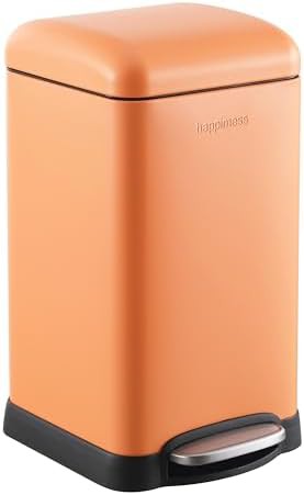 Carrot cake Betty retro mini trash can